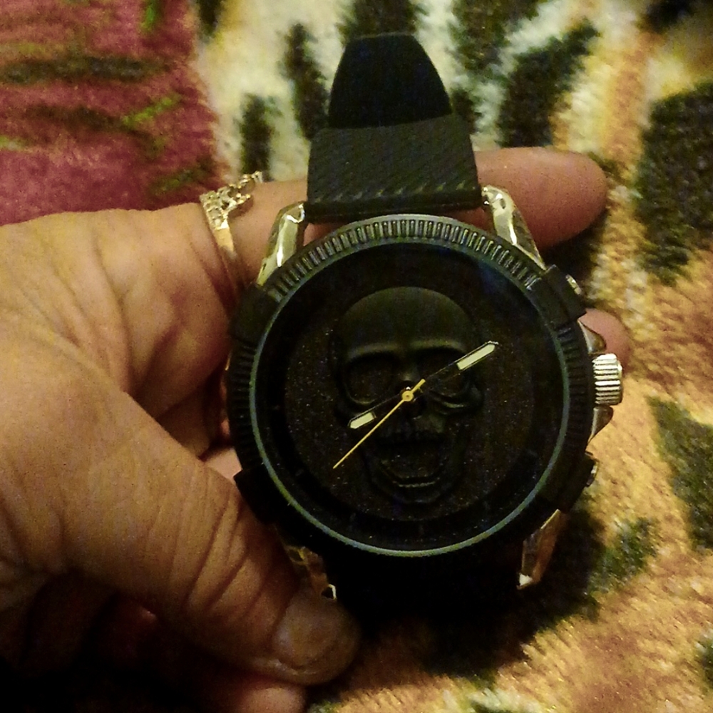 Skull face watch